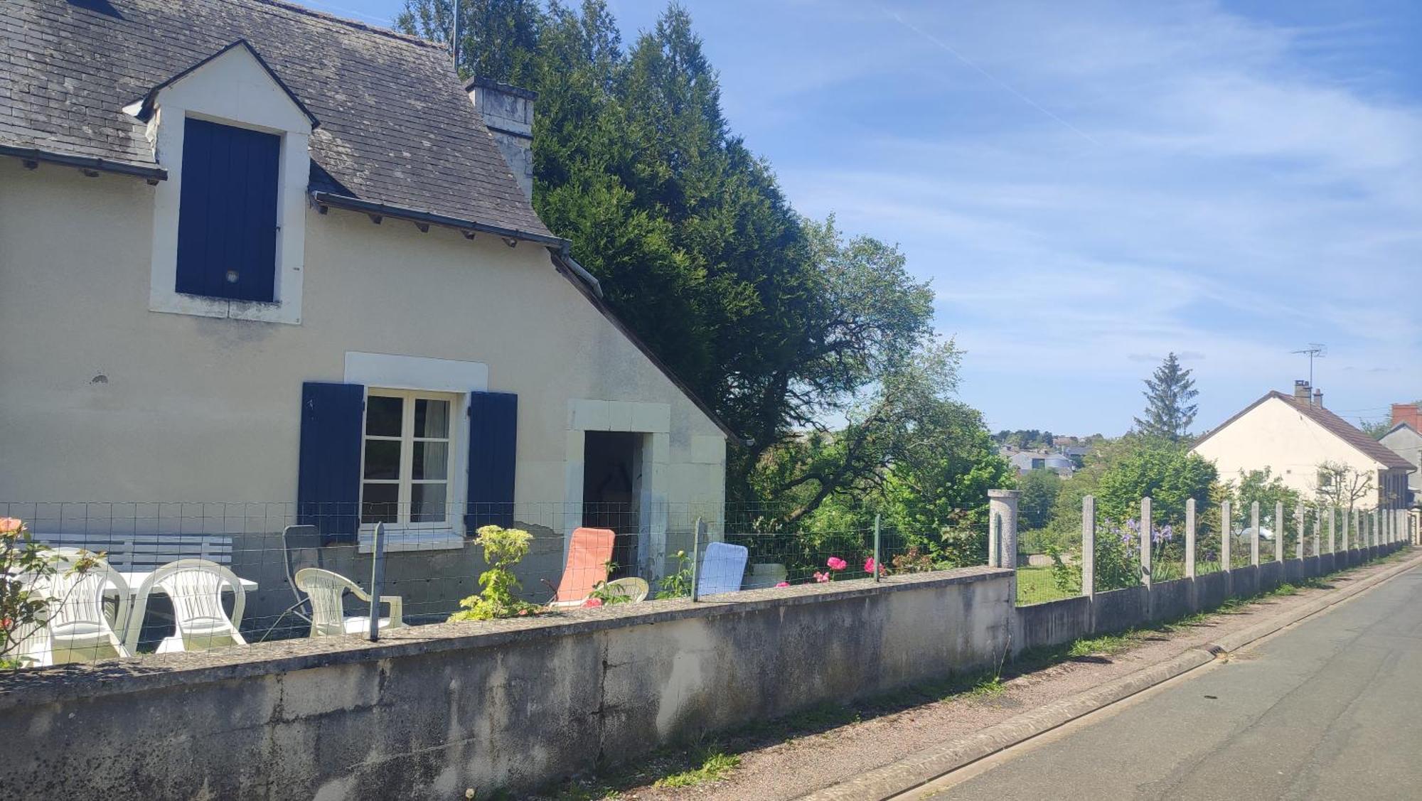 Maison Plain Pied, 2 Chambres, Longere Typique , Fraiche, Dans Bourg Avec Tous Commerces Luçay-le-Mâle Екстериор снимка