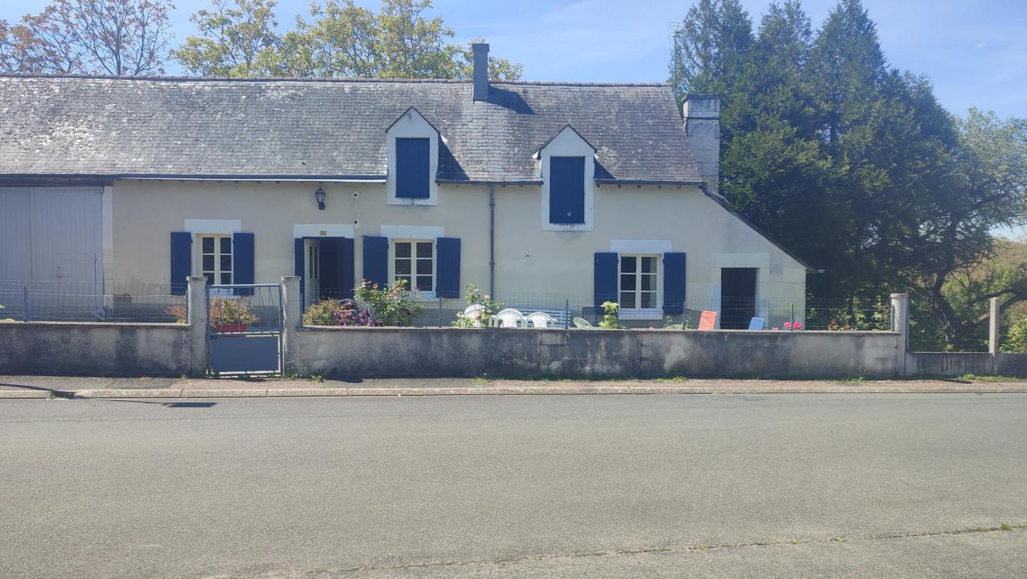 Maison Plain Pied, 2 Chambres, Longere Typique , Fraiche, Dans Bourg Avec Tous Commerces Luçay-le-Mâle Екстериор снимка