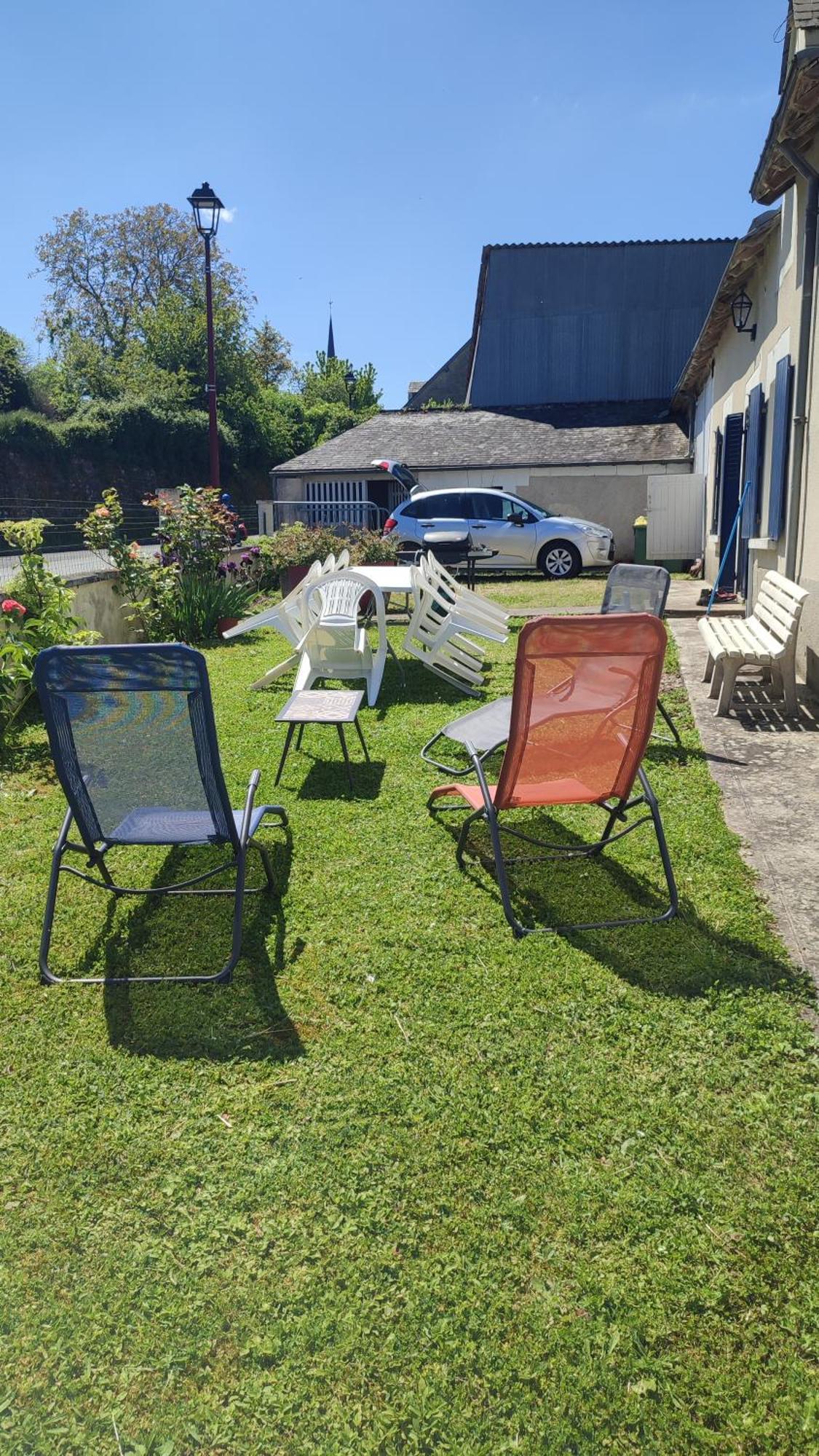 Maison Plain Pied, 2 Chambres, Longere Typique , Fraiche, Dans Bourg Avec Tous Commerces Luçay-le-Mâle Екстериор снимка